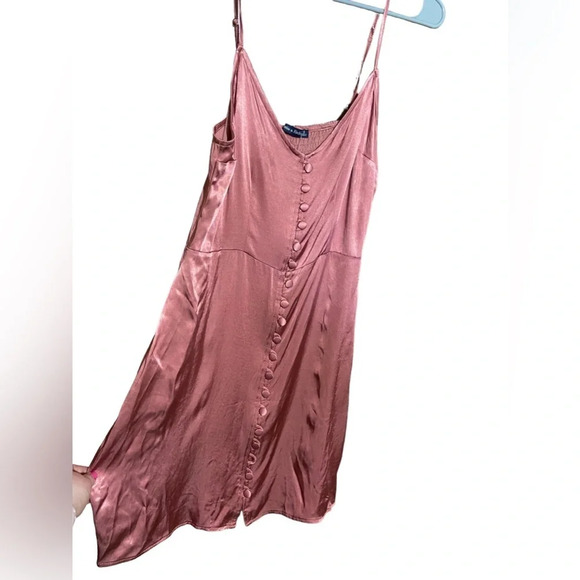 NWT Abercrombie & Fitch Pink Satin Silky Button Front Mini Slip Dress Size Small - Picture 2 of 6